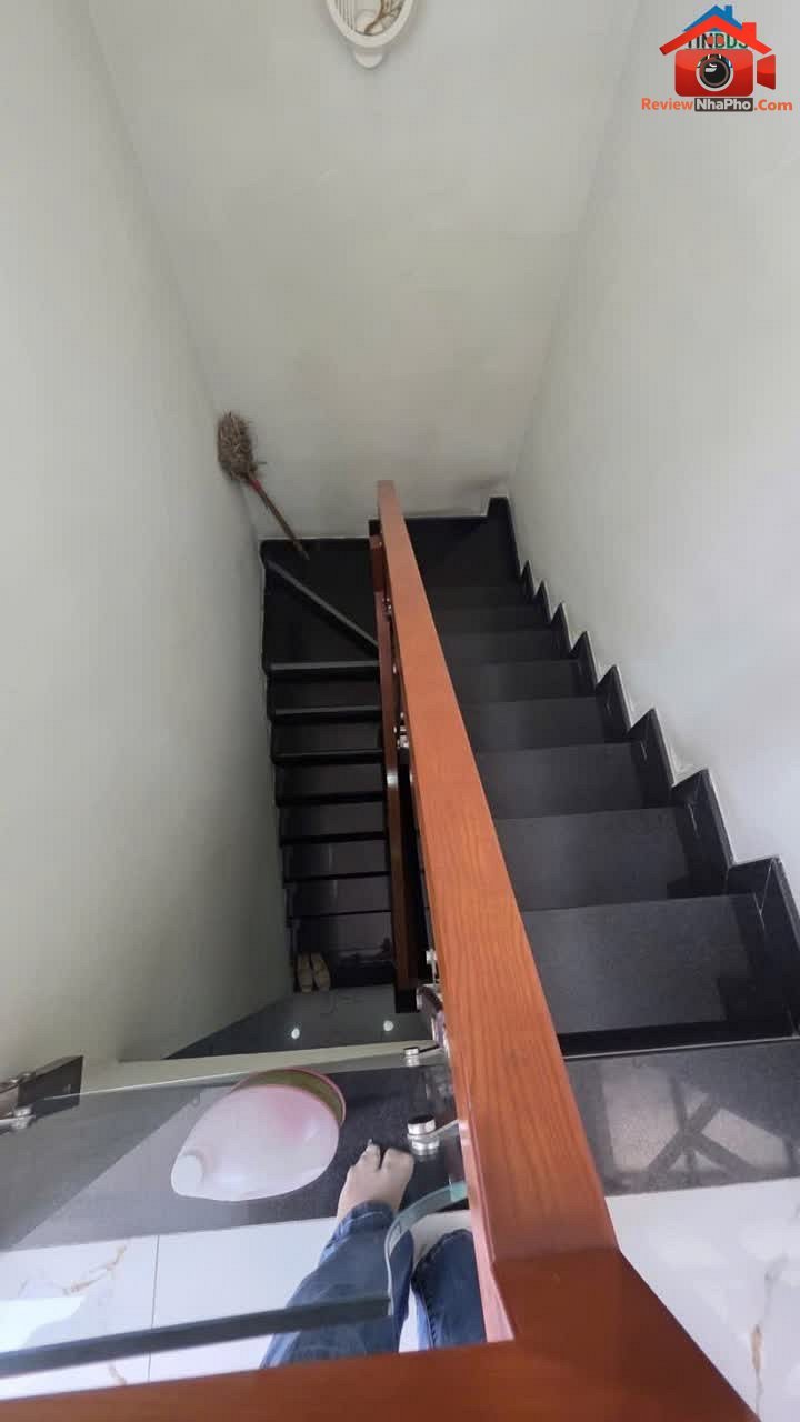 Review nhà phố TP.HCM giá 4.8 tỷ diện tích 40m² quận Bình Tân