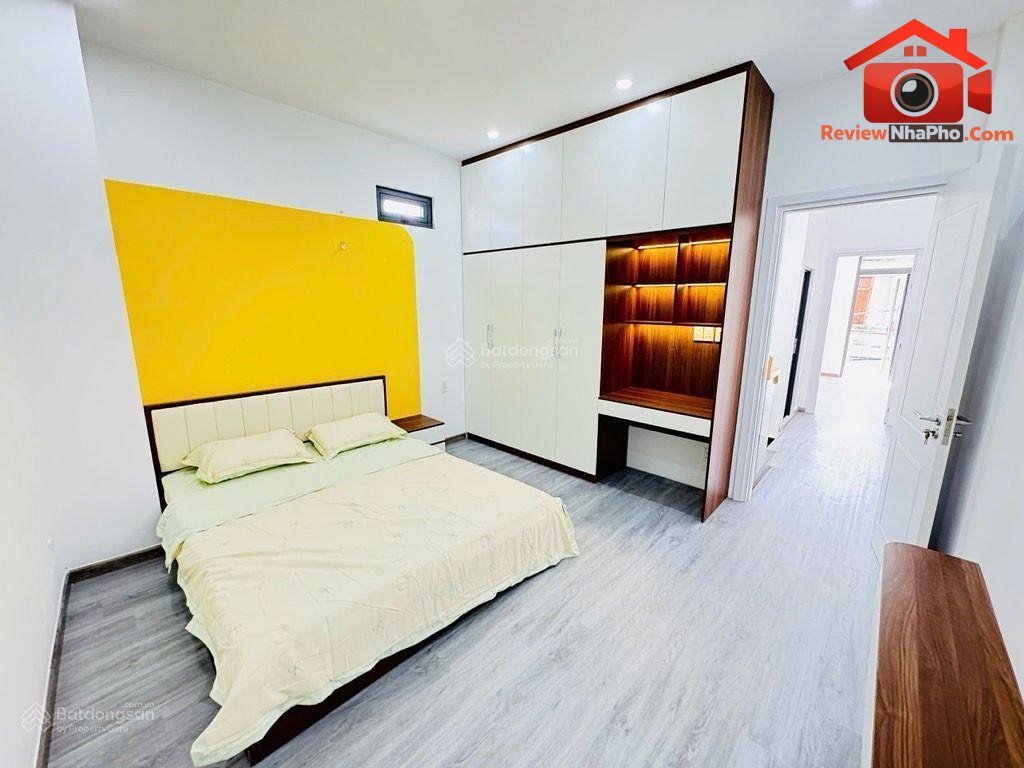 Review nhà phố giá 8.9 tỷ tại Đường Âu Cơ, Phường 13, Quận Tân Bình, TP.HCM