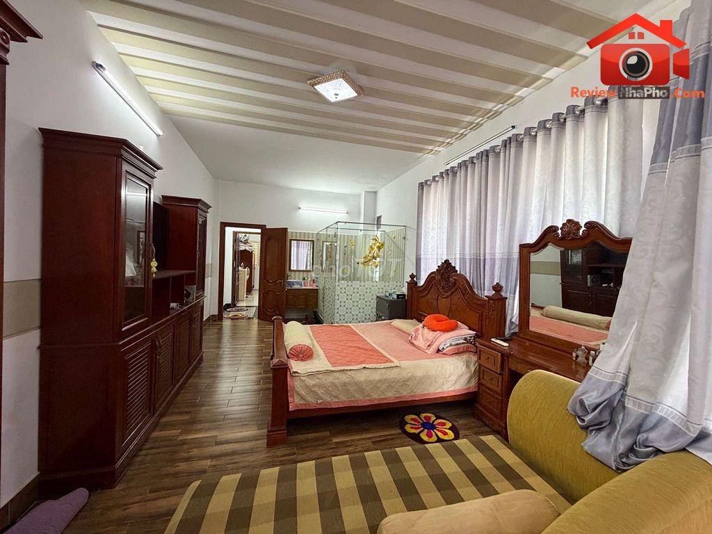 Nhà phố mặt tiền khu Tên Lửa Quận Bình Tân giá 9.7 tỷ