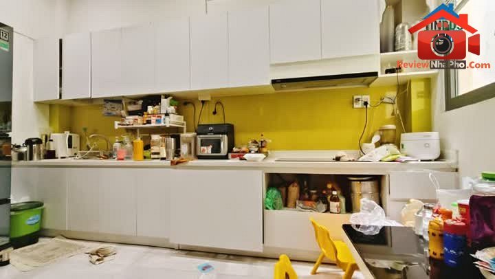 Review nhà phố Tân Bình 3 lầu 4PN chỉ 5.9 tỷ – Bán nhà mặt phố Quận Tân Bình – TP Hồ Chí Minh giá BÁN 5 – 7 tỷ