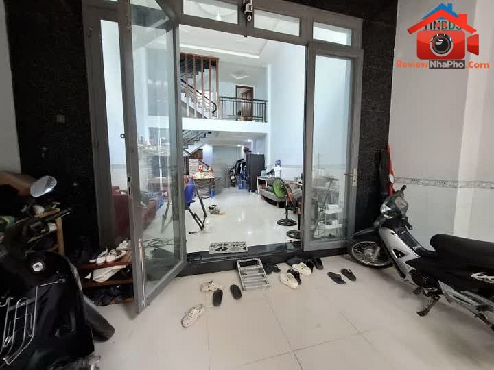 Review nhà phố TP.HCM, 3PN, 3WC, 5.9 tỷ, Bình Tân