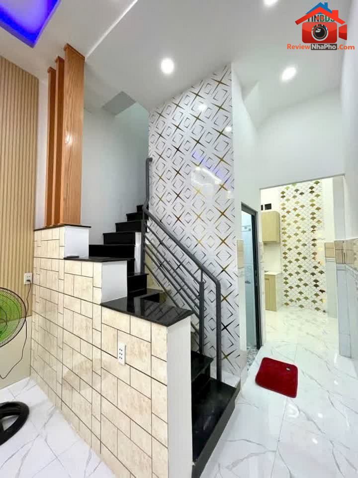 Review nhà phố TP.HCM: Bán nhà 2PN hẻm thông thoán… – Bán nhà mặt phố Quận Bình Tân – TP Hồ Chí Minh giá BÁN 3 – 5 tỷ