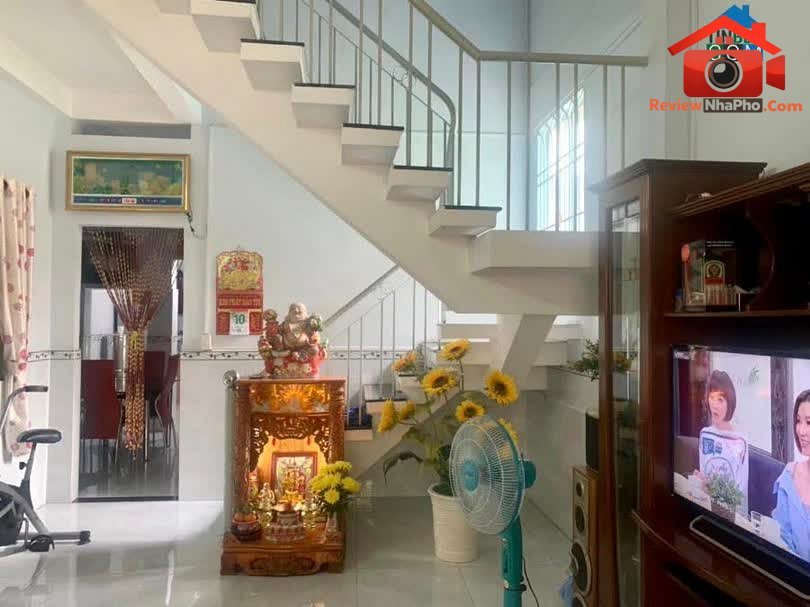 Review nhà phố Tân Bình 3 tầng giá 7,5 tỷ – Sổ riêng vuông vức