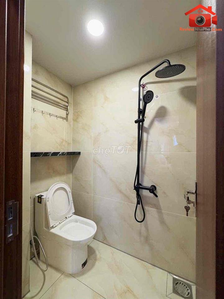 Review nhà phố Tân Bình với giá 6.9 tỷ, 5 phòng ngủ, hẻm 55 Thành Mỹ