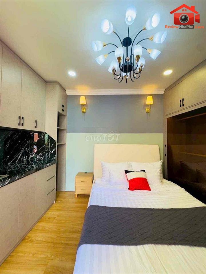 Review nhà phố Tân Bình với giá 6.9 tỷ, 5 phòng ngủ, hẻm 55 Thành Mỹ