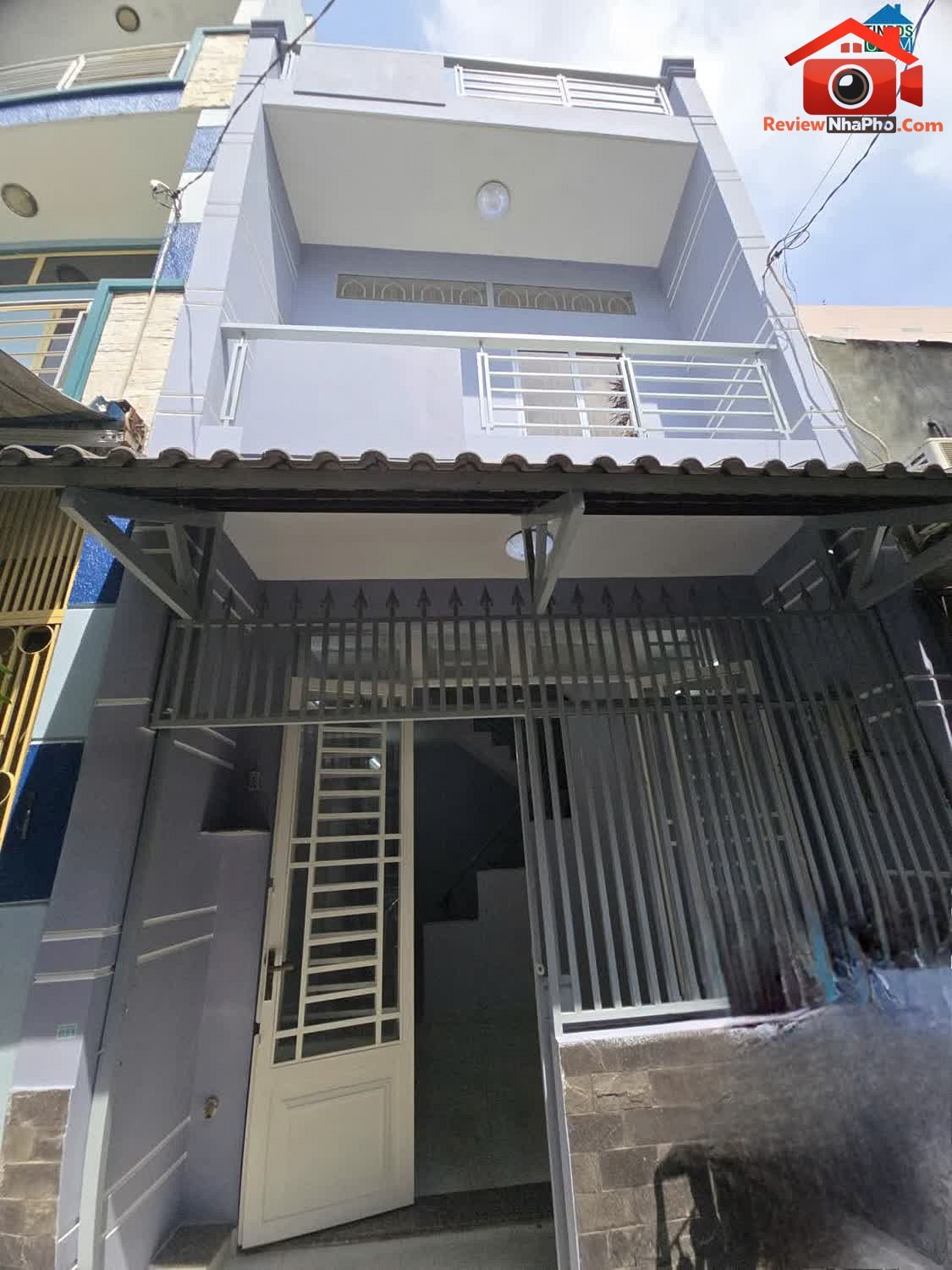 Review nhà phố TP.HCM gần chợ Lê Văn Quới, giá 4.05 tỷ