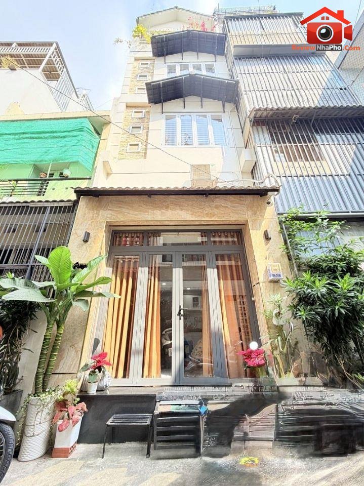 Review nhà phố 5 tầng mặt tiền đường Nguyễn Hồng Đào, Tân Bình – 5.2 tỷ
