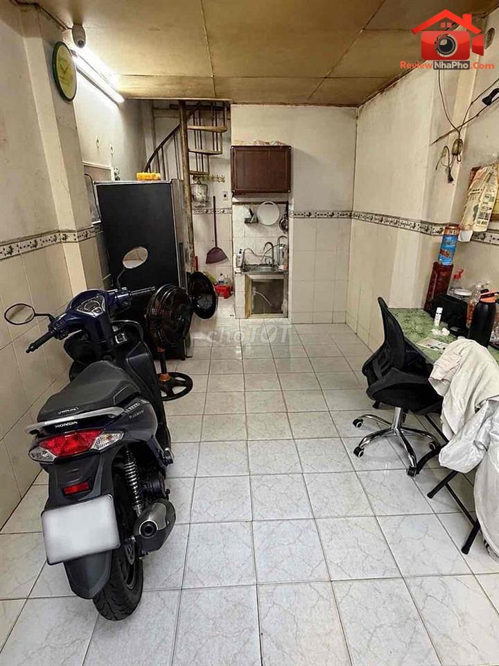 Review nhà phố Quận Tân Bình TP.HCM diện tích 18m2 giá 3.2 tỷ