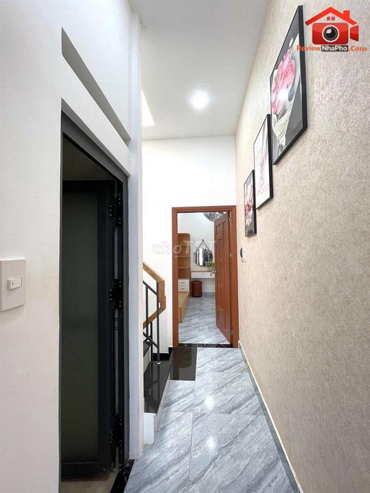 Review nhà phố Quận Tân Bình TP.HCM 2 tầng hẻm xe hơi giá 4,3 tỷ
