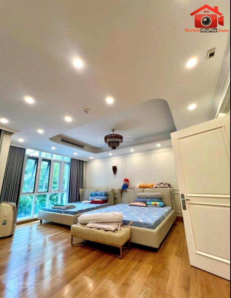 Review nhà phố Quận Tân Bình giá 64 tỷ, 175m²