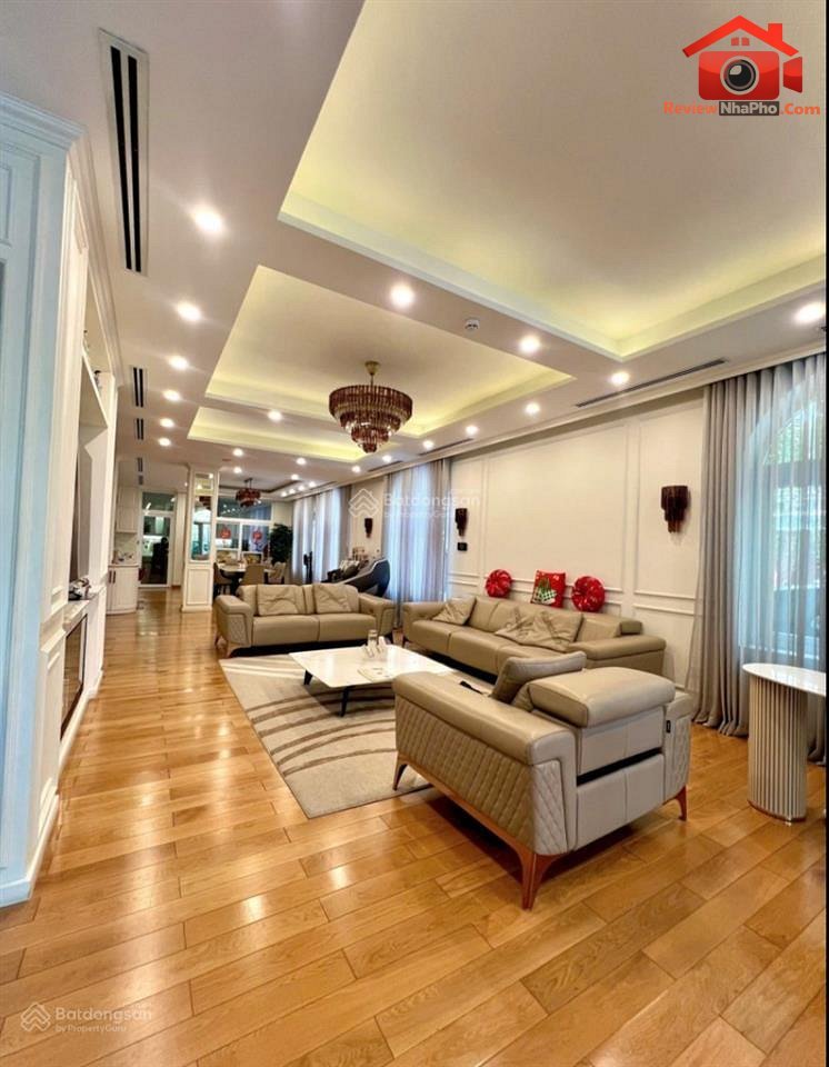 Review nhà phố Quận Tân Bình giá 64 tỷ, 175m²
