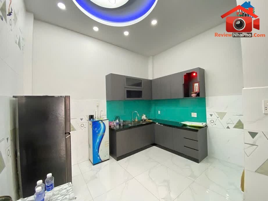 Review nhà phố Hương Lộ 2 Bình Trị Đông A Quận Bình Tân TP.HCM giá 5 tỷ