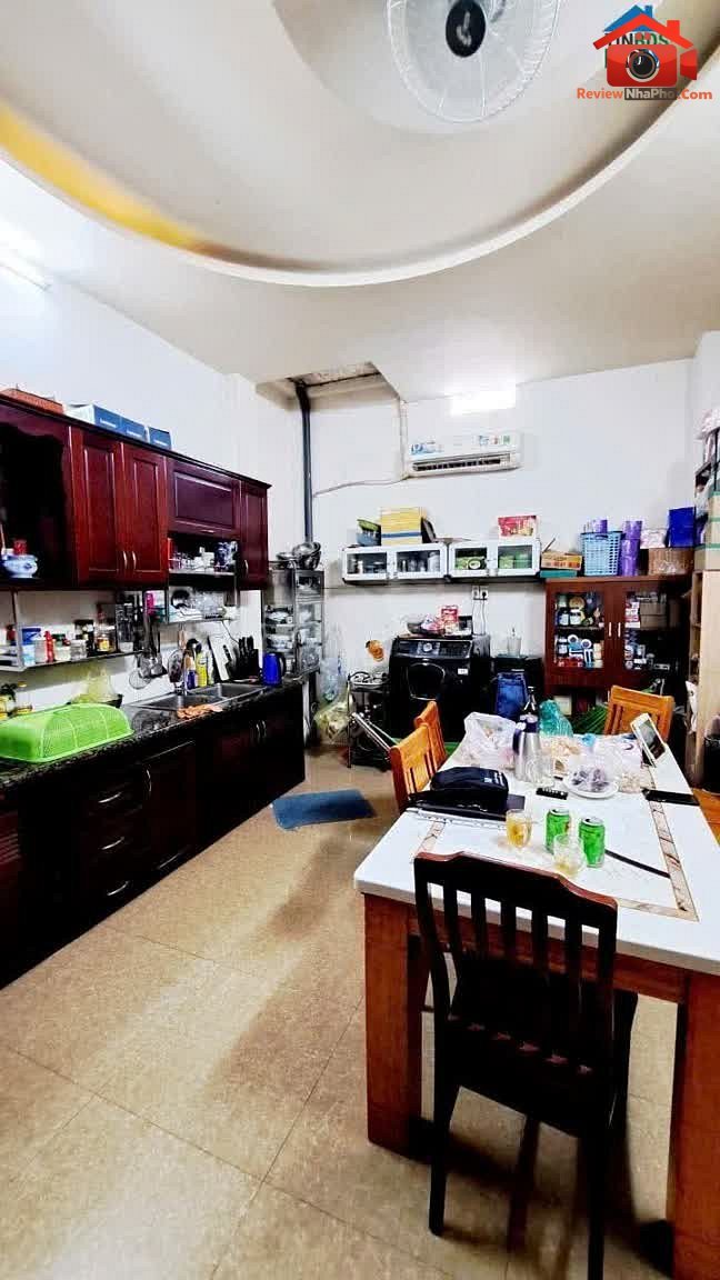 Review nhà phố quận Bình Tân TP.HCM giá 5 tỷ diện tích 145m²