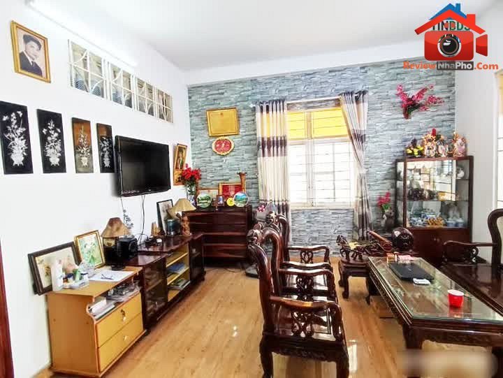 Review nhà phố bán gấp mặt tiền Bàu Cát 1, quận Tân Bình, TP.HCM