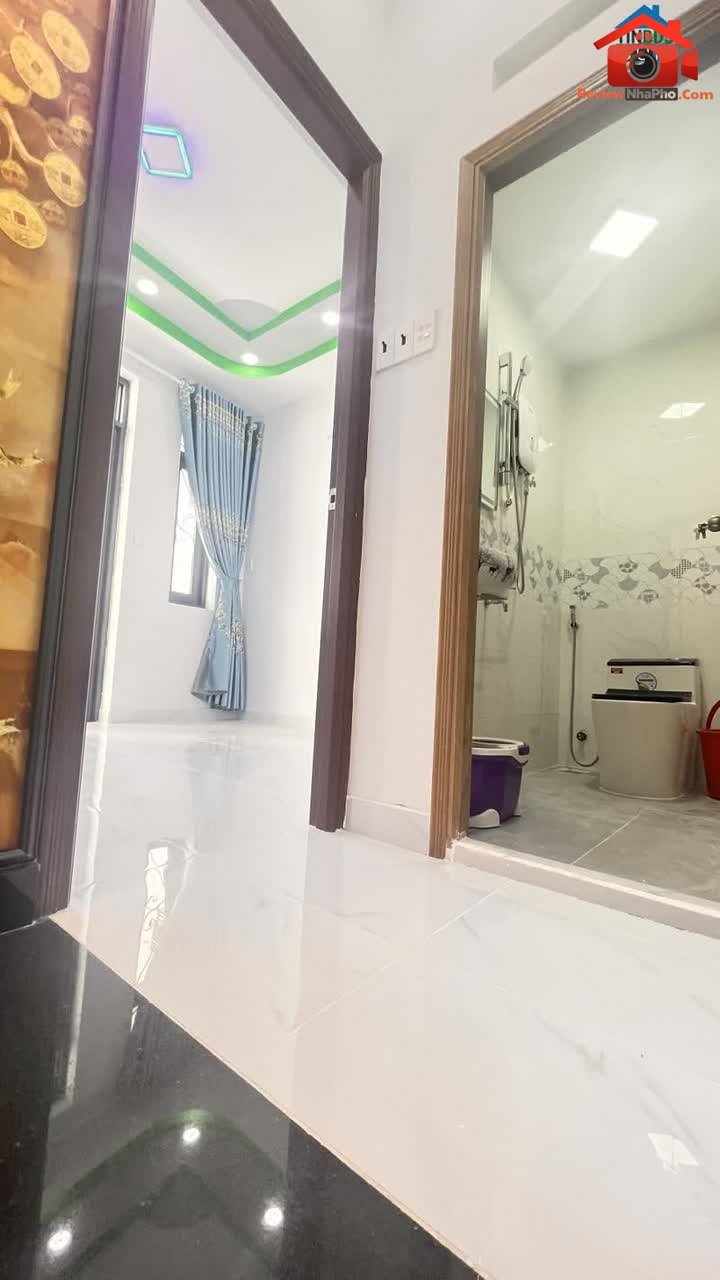 Review nhà phố TP.HCM: Nhà trệt lầu 33m2 Lũy Bán B… – Bán nhà mặt phố Quận Tân Phú – TP Hồ Chí Minh giá BÁN 3 – 5 tỷ