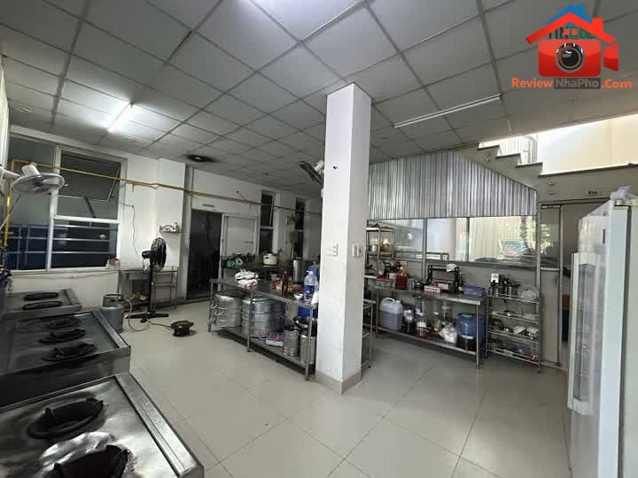 Review nhà phố TP.HCM mặt tiền đường 3, Tân Tạo A, Bình Tân giá 24 tỷ