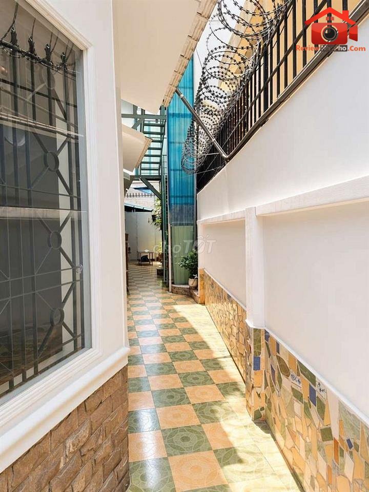 Review nhà phố Quận Tân Bình TP.HCM – Diện tích lớn 128m2, thu nhập cho thuê ổn định