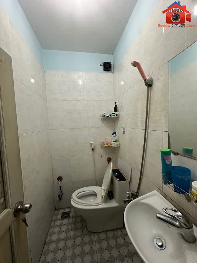 Review nhà phố mặt tiền kinh doanh đường Huỳnh Thiện Lộc quận Tân Phú TP.HCM