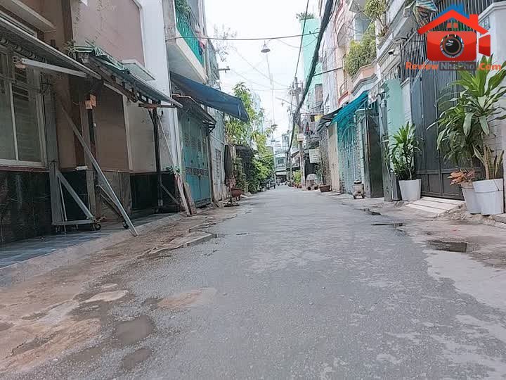 Review nhà phố Tân Bình có mặt tiền 9m, giá 8 tỷ