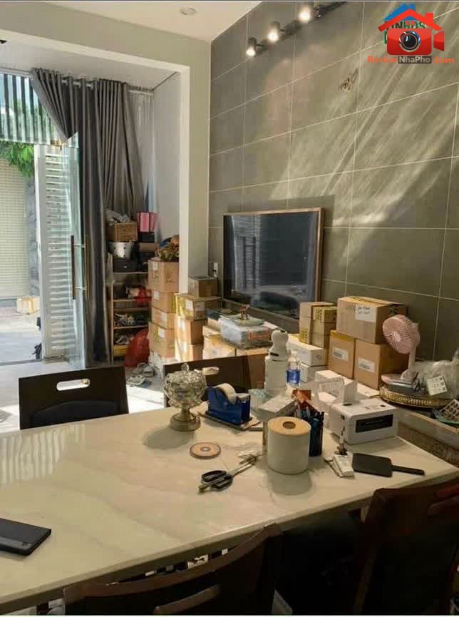 Review nhà phố Tân Phú 33m² giá 4 tỷ, hẻm xe hơi… – Bán nhà mặt phố Quận Tân Phú – TP Hồ Chí Minh giá BÁN 3 – 5 tỷ