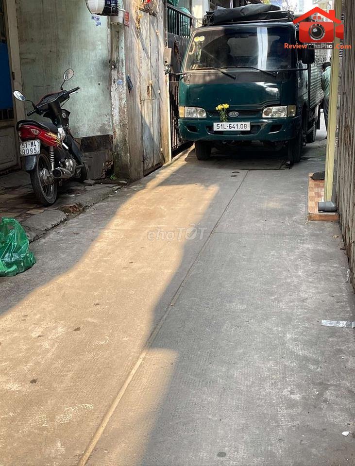 Review nhà phố Tân Phú 2.59 tỷ 26m2 2PN hẻm xe hơi