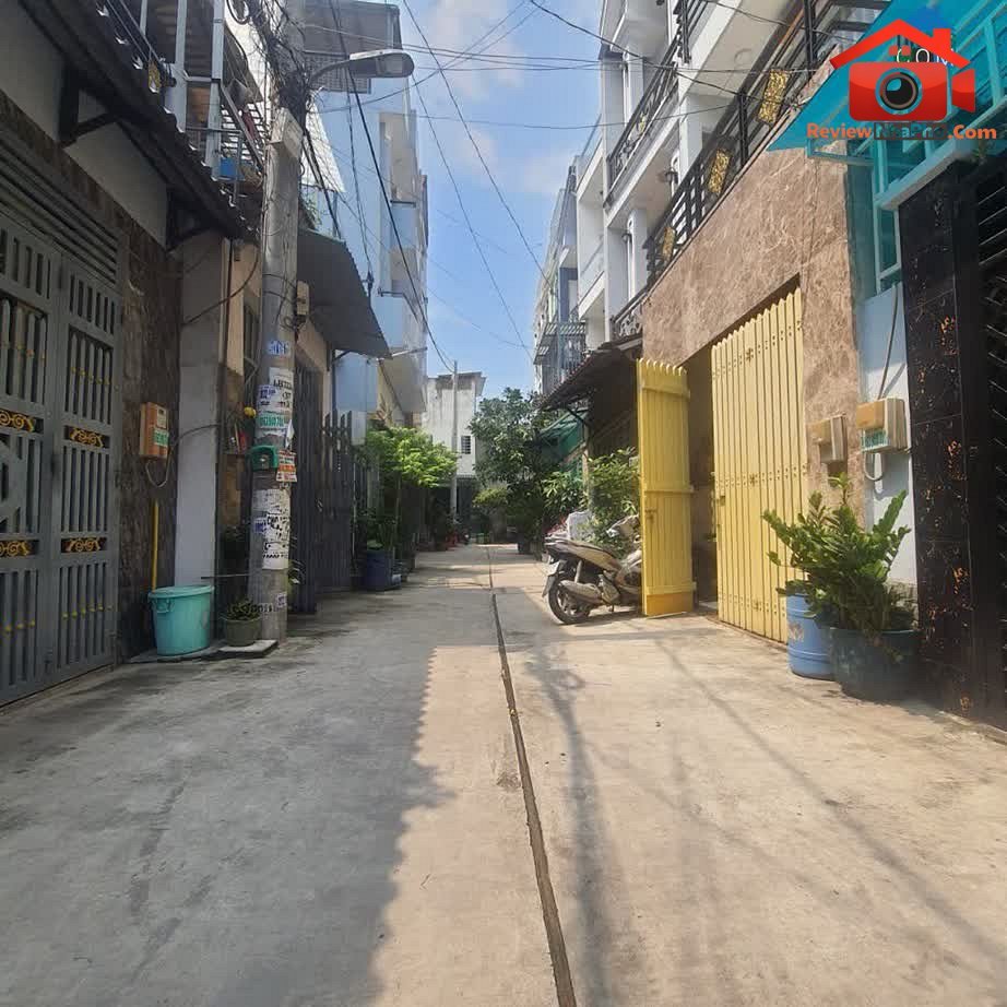 Review nhà phố Bình Tân với 4 tầng và 9 phòng ngủ, giá 6.6 tỷ