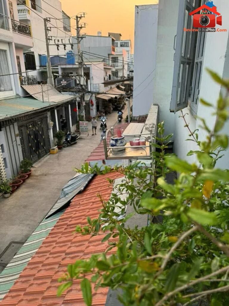 Review nhà phố Bình Tân, TP.HCM – Bán nhà mặt phố giá 5.3 tỷ