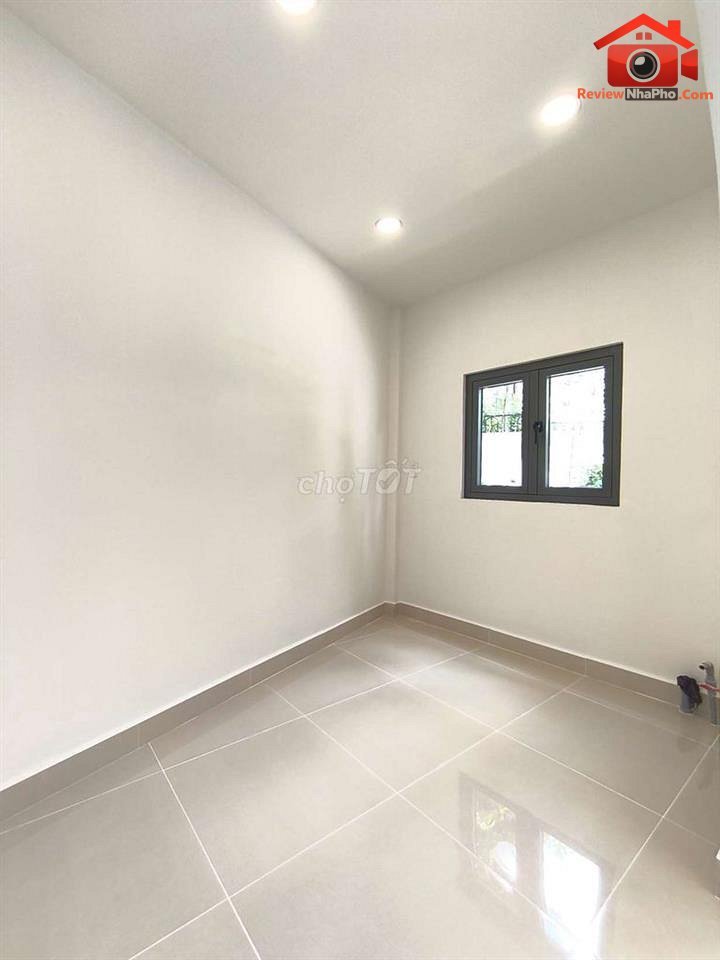 Review nhà phố hẻm xe hơi Lạc Long Quân Quận Tân Bình TP.HCM giá 4.87 tỷ