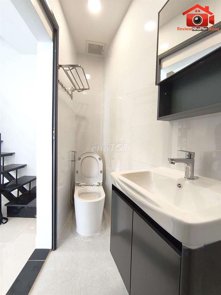 Review nhà phố hẻm xe hơi Lạc Long Quân Quận Tân Bình TP.HCM giá 4.87 tỷ