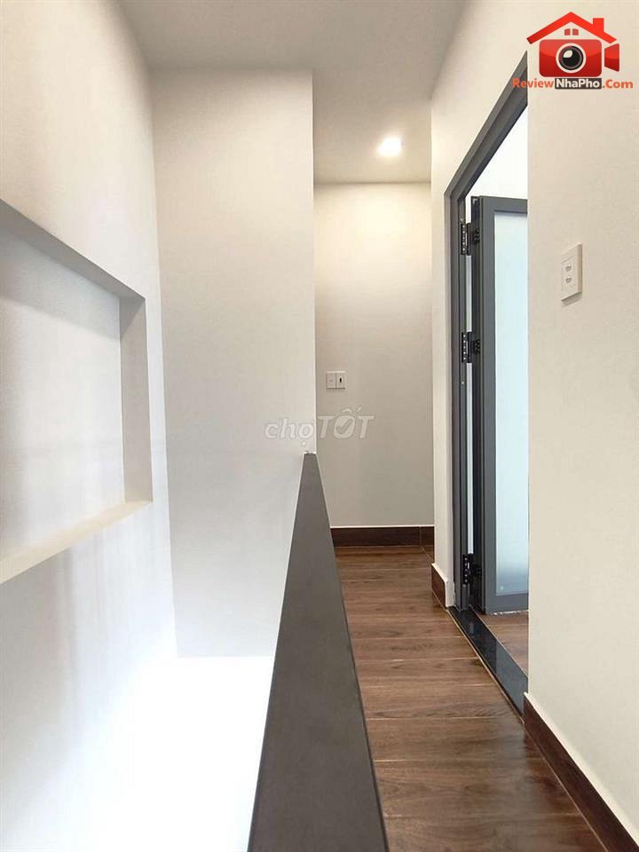 Review nhà phố hẻm xe hơi Lạc Long Quân Quận Tân Bình TP.HCM giá 4.87 tỷ