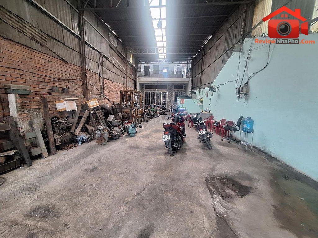 Review nhà phố mặt tiền Kinh Dương Vương Quận Bình Tân TP.HCM giá 18.5 tỷ