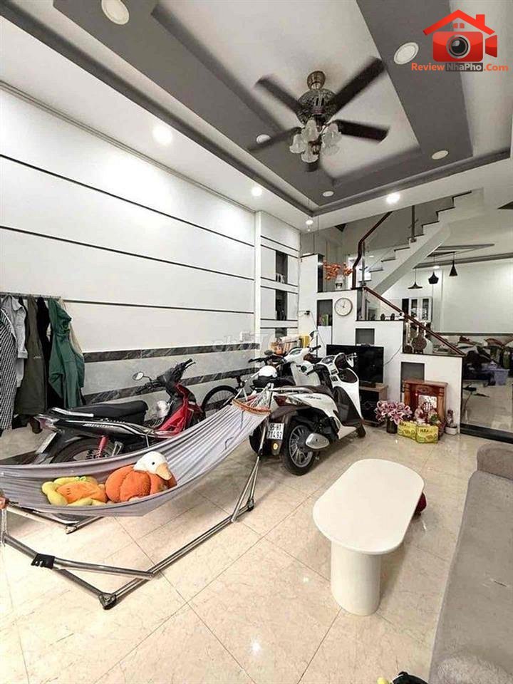 Review nhà phố 2 phòng ngủ tại Tỉnh Lộ 10 Bình Tân TP.HCM giá 4.3 tỷ
