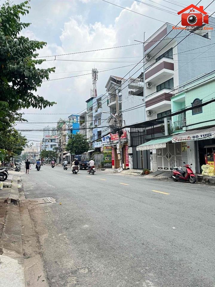 Review nhà phố Lý Thánh Tông Phường Tân Thới Hòa Quận Tân Phú TP.HCM giá 9.45 tỷ