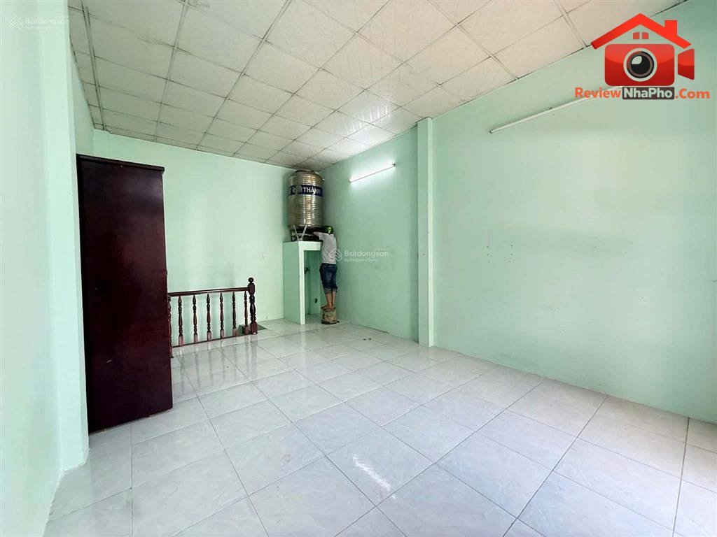 Review nhà phố Quận Tân Phú, TP.HCM – Nhà 2 tầng giá 3.7 tỷ