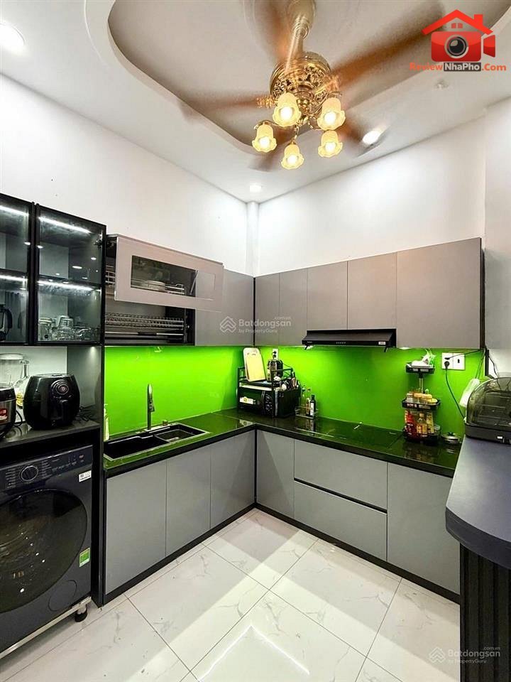 Review nhà phố Lê Văn Quới Bình Trị Đông Quận Bình Tân TP.HCM giá 4.9 tỷ