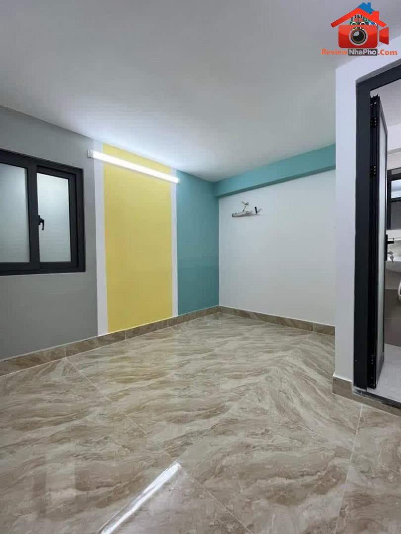 Review nhà phố Tân Phú 3 tầng, giá chỉ 4.3 tỷ – Bán nhà mặt phố Quận Tân Phú – TP Hồ Chí Minh giá BÁN 3 – 5 tỷ