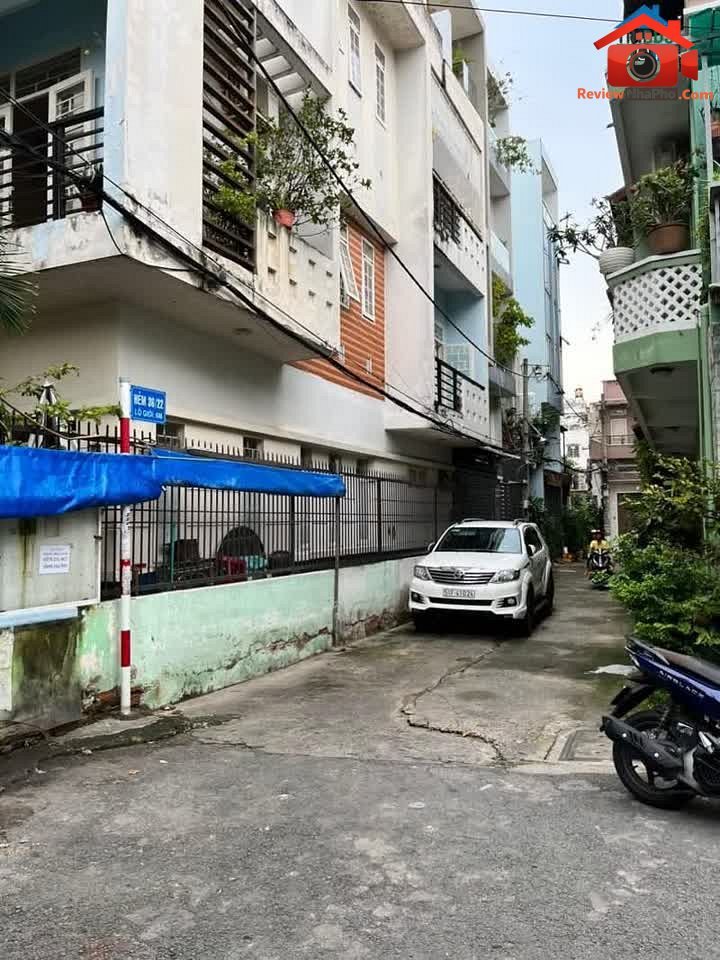 Review nhà phố Tân Phú 3 tầng, giá chỉ 4.3 tỷ – Bán nhà mặt phố Quận Tân Phú – TP Hồ Chí Minh giá BÁN 3 – 5 tỷ