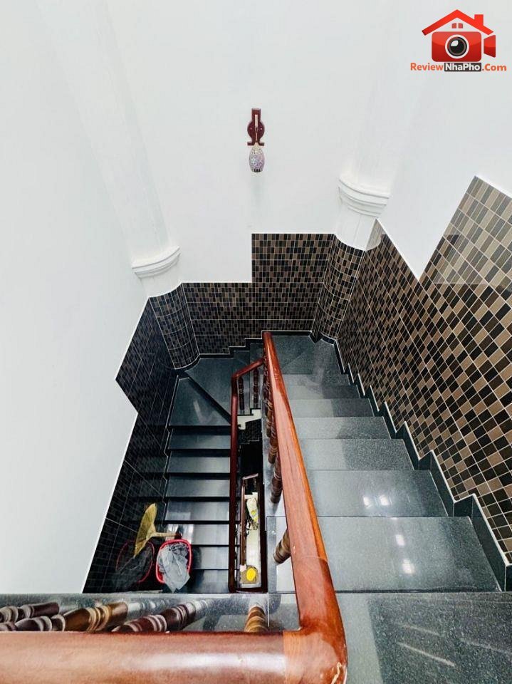 Review nhà phố Quận Tân Phú TP.HCM – Diện tích 79m2 chỉ 10.3 tỷ