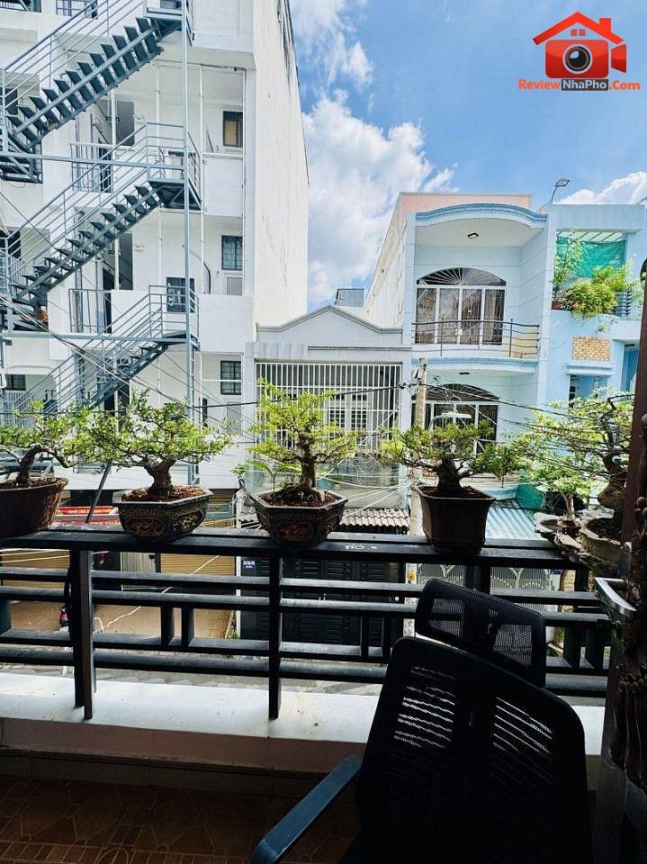 Review nhà phố Quận Tân Phú TP.HCM – Diện tích 79m2 chỉ 10.3 tỷ