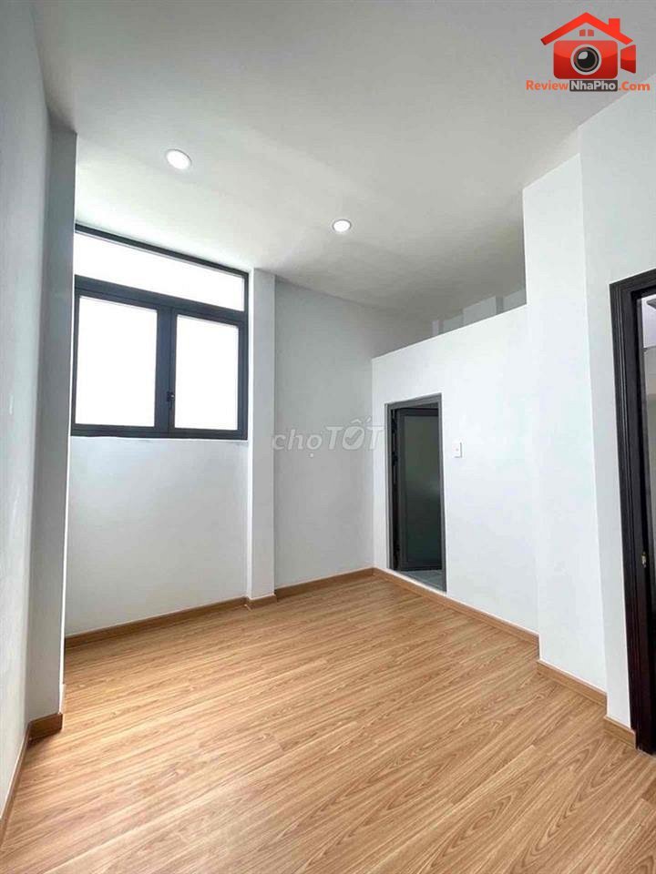 Nhà phố 2 phòng ngủ tại Quận Tân Phú, TP.HCM giá 2.75 tỷ