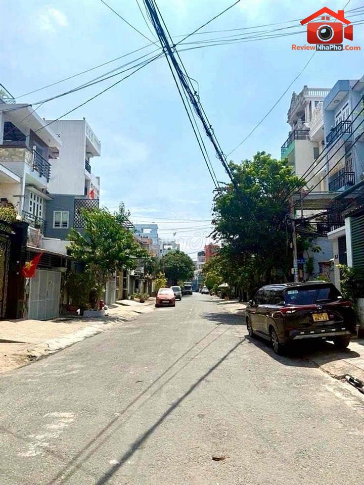 Nhà phố 2 phòng ngủ tại Quận Tân Phú, TP.HCM giá 2.75 tỷ