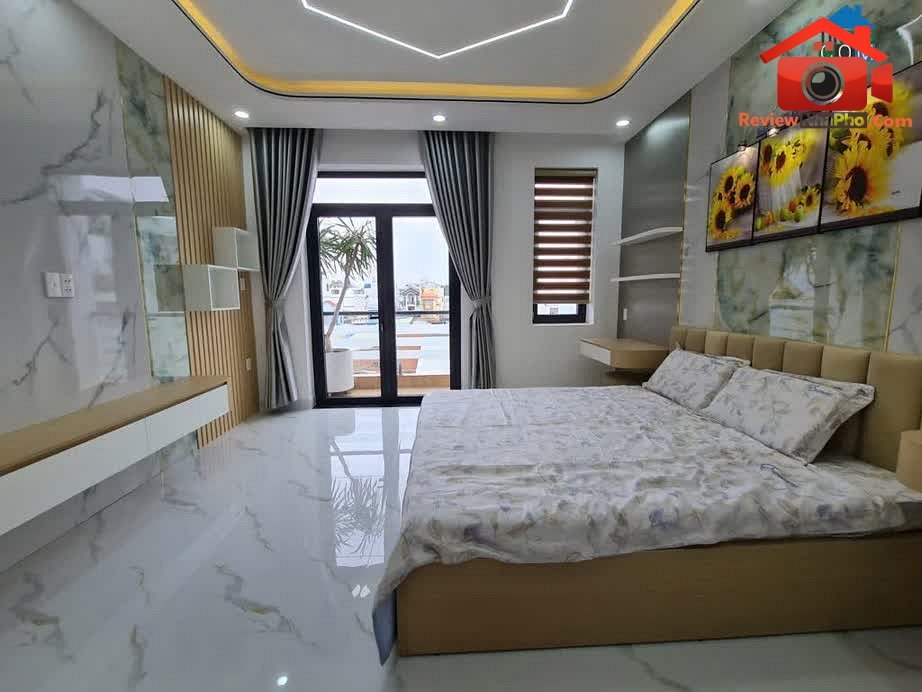 Review nhà phố Bình Tân 104m2, 5 tầng, sổ hồng đẹp giá 8.3 tỷ