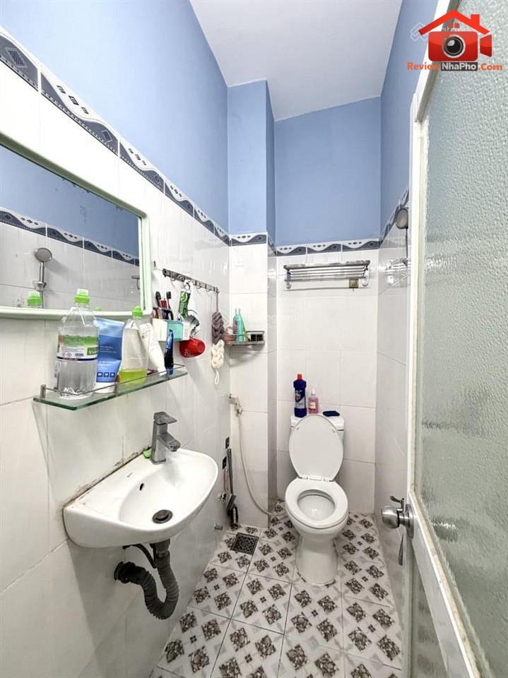 Review nhà phố mặt tiền đường Trần Thủ Độ, Phú Thạ… – Bán nhà mặt phố Quận Tân Phú – TP Hồ Chí Minh giá BÁN 5 – 7 tỷ