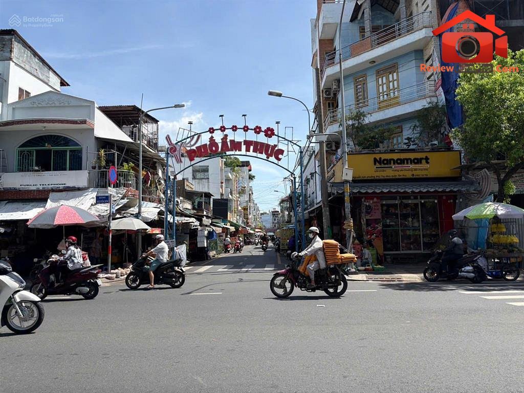 Review nhà phố Quận Tân Phú, TP.HCM – 52m2, giá 7.5 tỷ