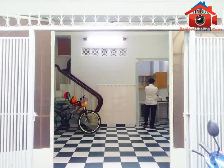 Review nhà phố Tân Bình 2 tầng mặt tiền 5m giá 4.4… – Bán nhà mặt phố Quận Tân Bình – TP Hồ Chí Minh giá BÁN 3 – 5 tỷ