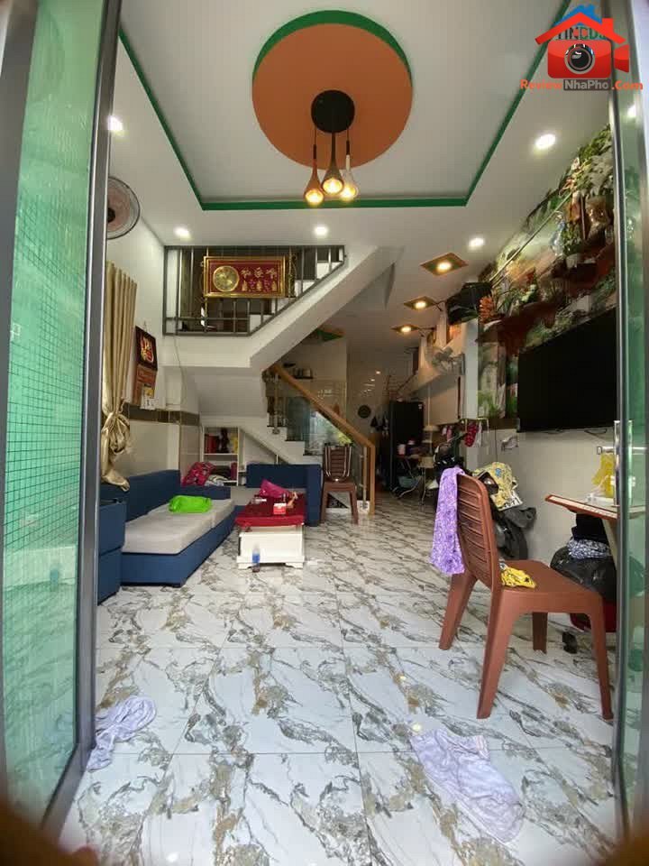 Review nhà phố Tân Phú TP.HCM – Nhà mới ở ngay với giá 3.3 tỷ