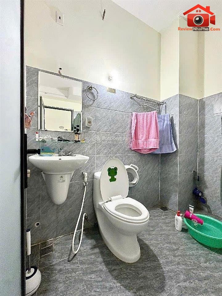 Review nhà phố mặt tiền Nguyễn Trường Tộ Quận Tân Phú – TP.HCM giá 9.2 tỷ