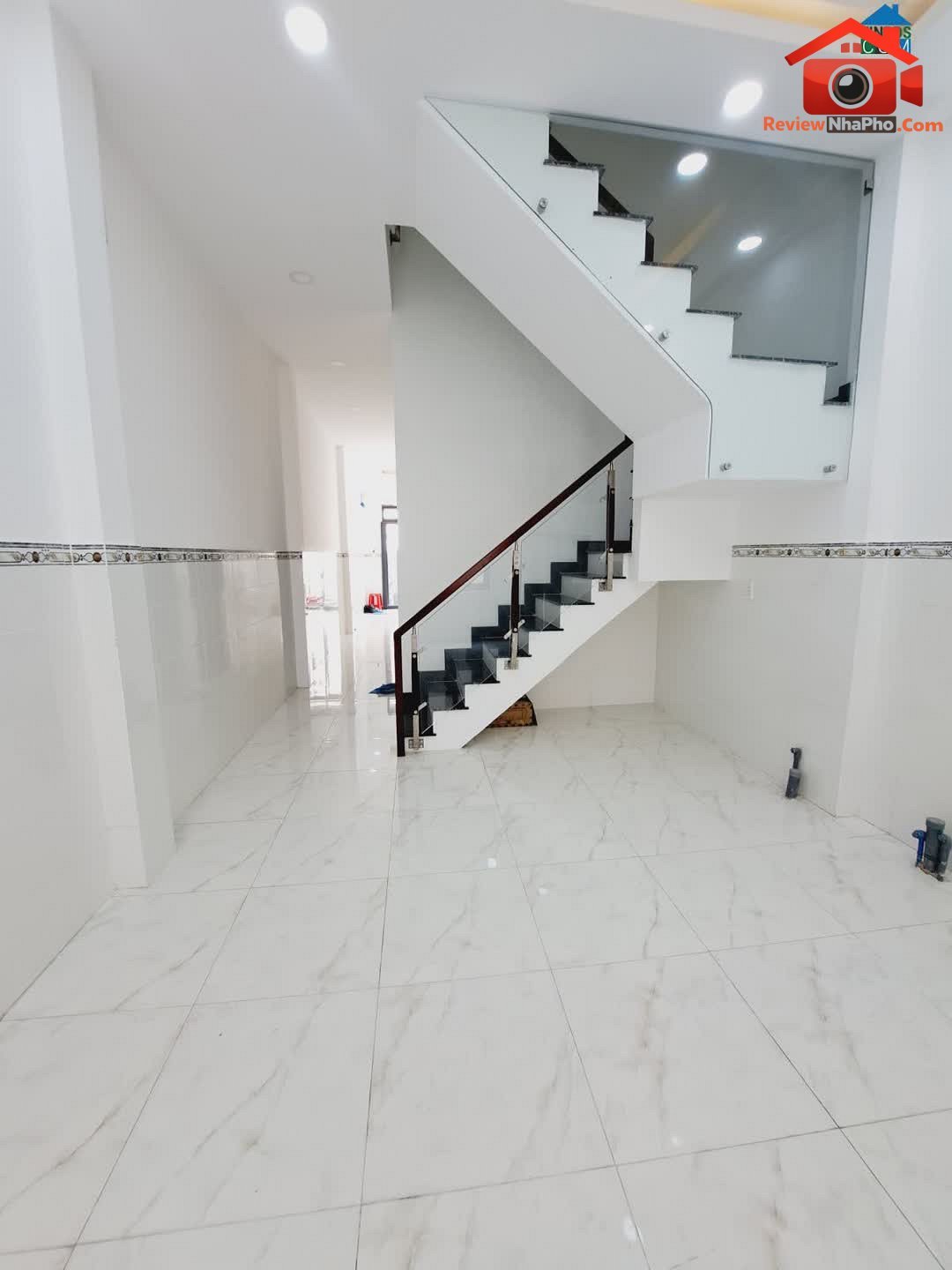 Review nhà phố giá tốt 4.7 tỷ tại Tỉnh Lộ 10, Bình… – Bán nhà mặt phố Quận Bình Tân – TP Hồ Chí Minh giá BÁN 3 – 5 tỷ