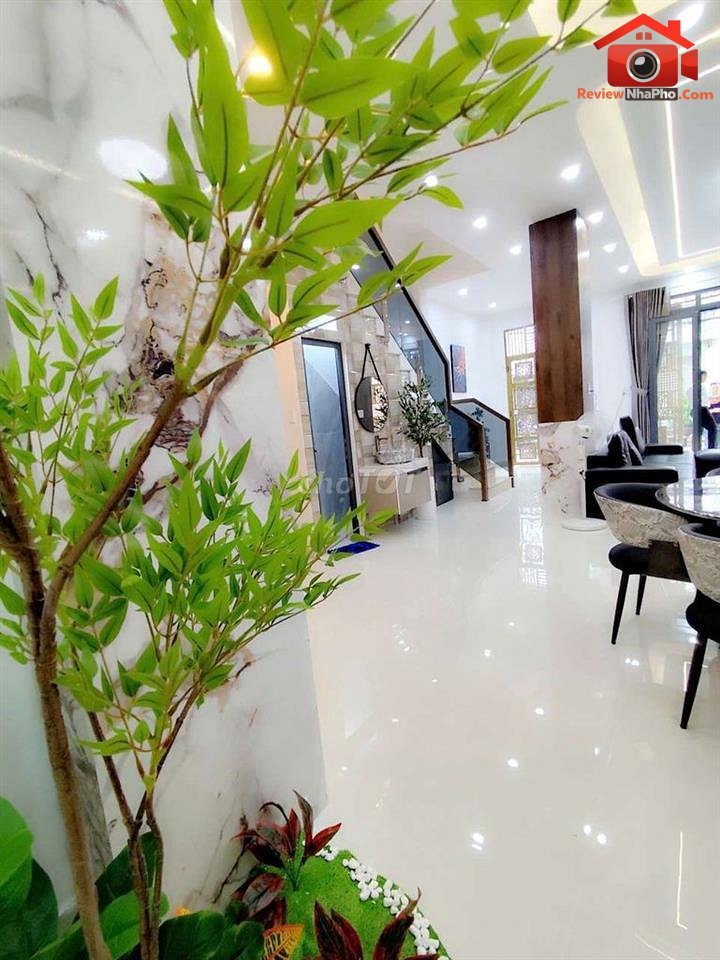 Review nhà phố Quận Bình Tân TP.HCM – Nội thất cao cấp, hẻm xe hơi