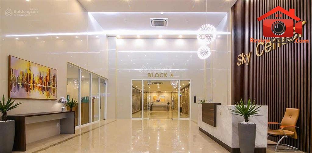 Review nhà phố TP.HCM: Căn hộ Sky Center 70m², giá 4.9 tỷ tại quận Tân Bình